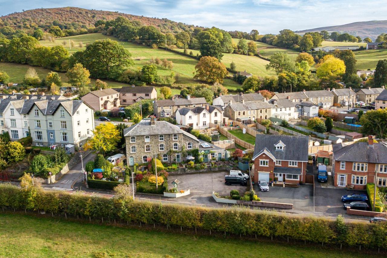 The Cedars Hotel Builth Wells Exterior photo