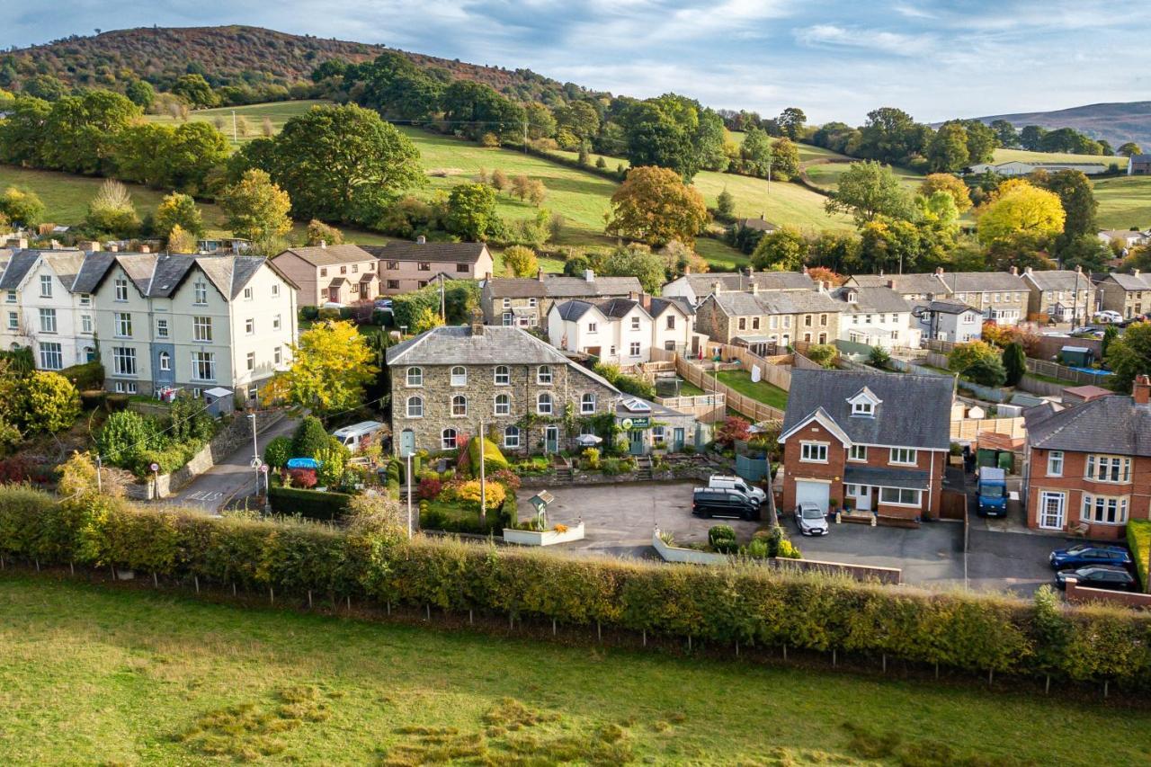 The Cedars Hotel Builth Wells Exterior photo